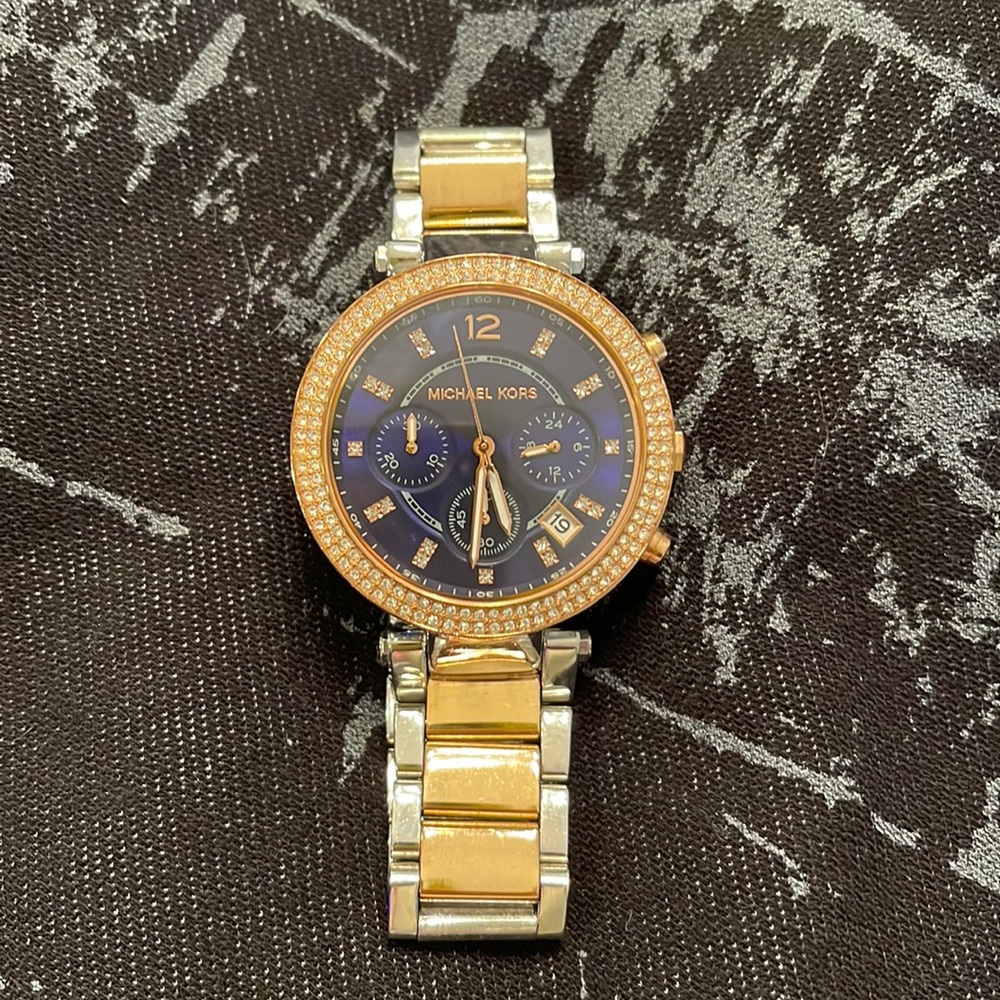 Michael Kors Women’s 2 tone metal band